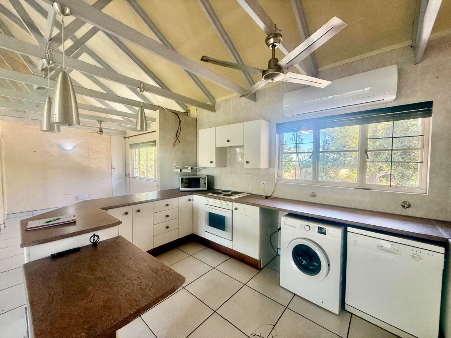 3 Bedroom Property for Sale in Caribbean Beach Club North West